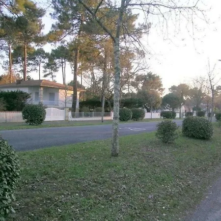 House La Palmyre- Maison Individuelle - Au Calme - A Proximite Des Commerces Et Des Plages Par Les Pistes Cyclables Holiday home