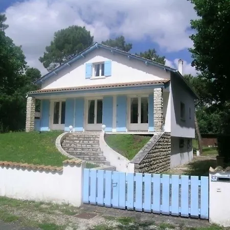 Holiday home House La Palmyre- Maison Individuelle - Au Calme - A Proximite Des Commerces Et Des Plages Par Les Pistes Cyclables *