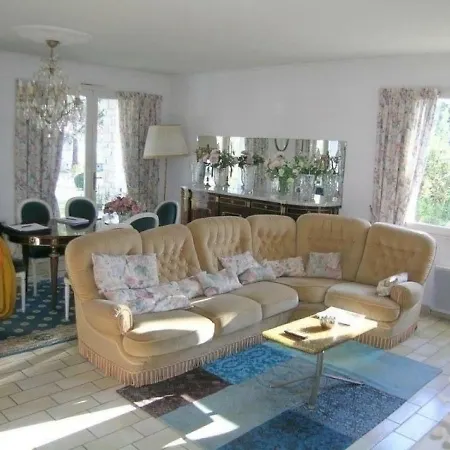 Holiday home House La Palmyre- Maison Individuelle - Au Calme - A Proximite Des Commerces Et Des Plages Par Les Pistes Cyclables